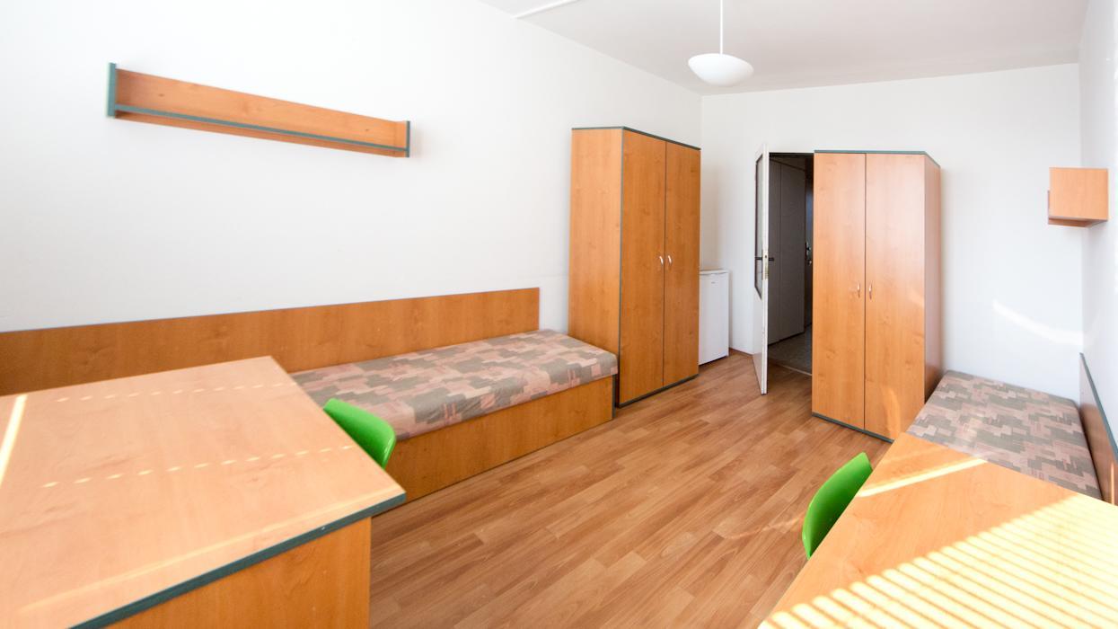 Koleje Ujep Hostel อุสตีนัดลาแบม ภายนอก รูปภาพ